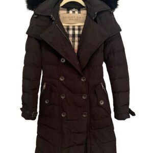 BURBERRY Black Puffer Coat with Fur-Trimmed Hood